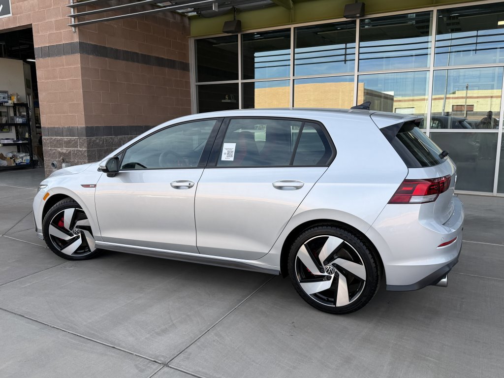 Used 2024 Volkswagen GTI S image 5