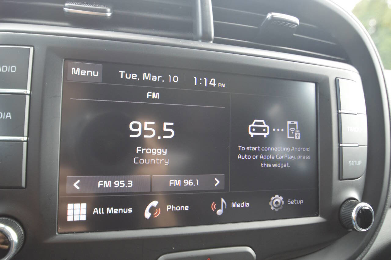 Used 2025 Kia Soul LX image 26