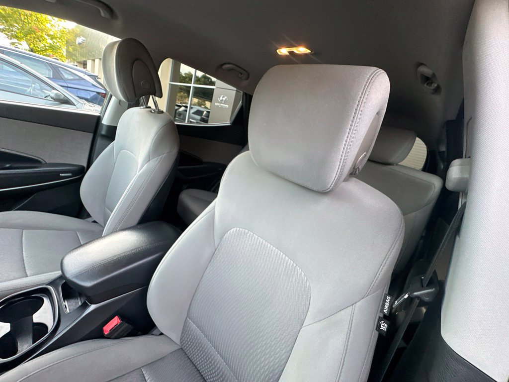 Used 2017 Hyundai Santa Fe Sport FWD image 11