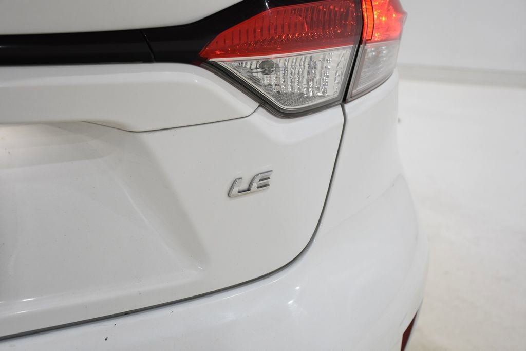 Used 2020 Toyota Corolla LE FWD image 26