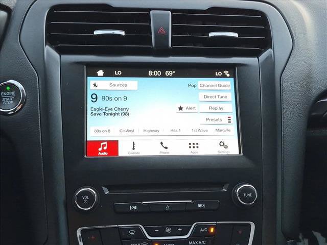 Used 2018 Ford Fusion SE w/ Equipment Group 201A FWD image 14
