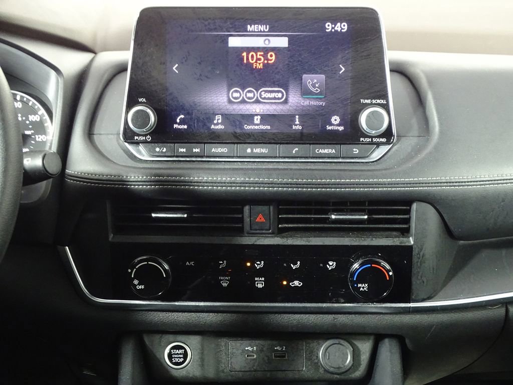 Used 2023 Nissan Rogue S image 29