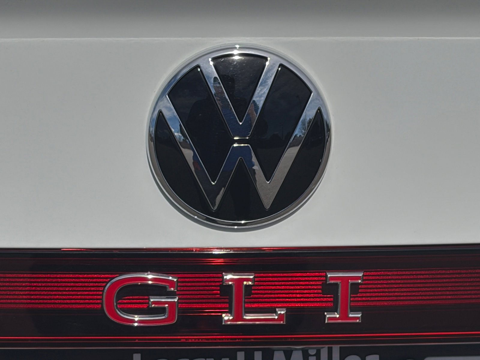 Used 2025 Volkswagen Jetta GLI Autobahn image 35