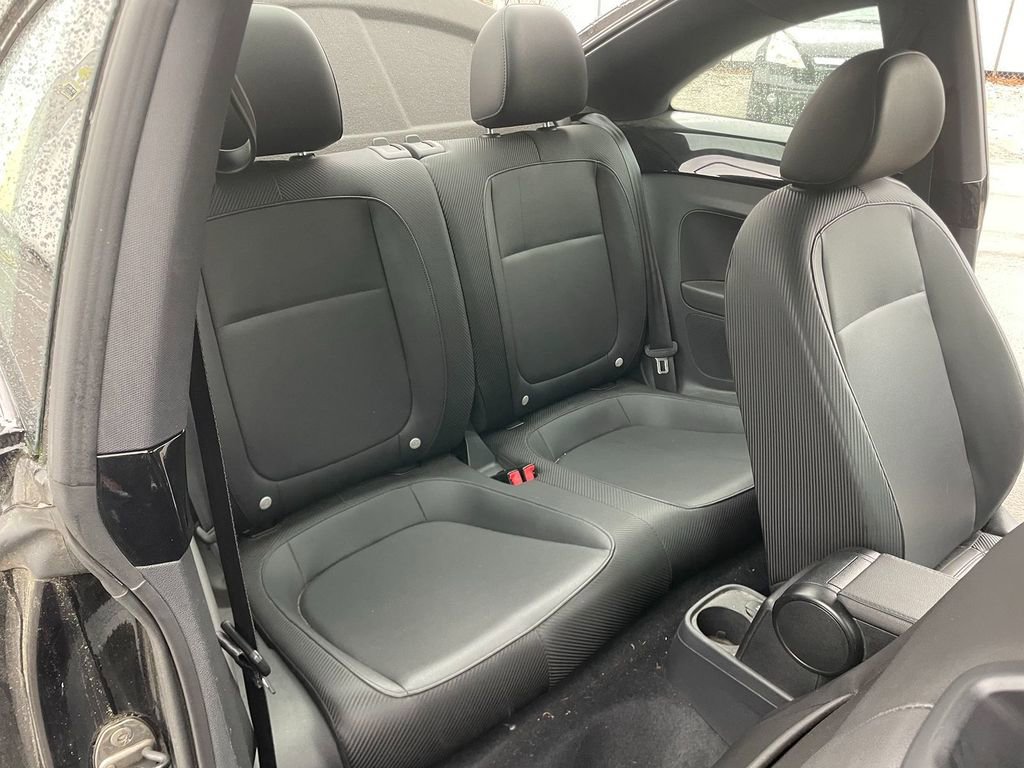 Used 2012 Volkswagen Beetle 2.5 FWD image 27