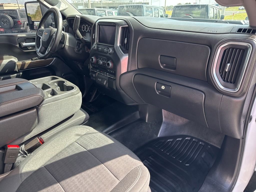 Used 2022 Chevrolet Silverado 3500 LT w/ Convenience Package AWD/4WD image 21