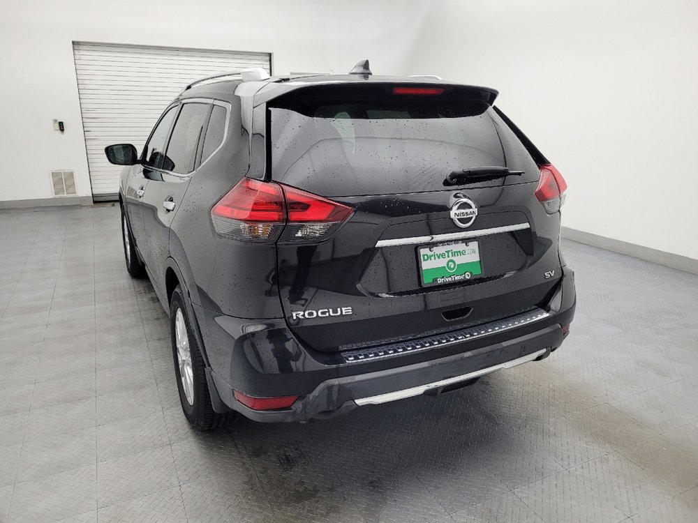 Used 2017 Nissan Rogue SV image 6