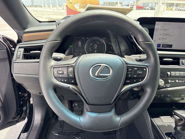 Certified 2024 Lexus ES 300h w/ Premium Package FWD image 14
