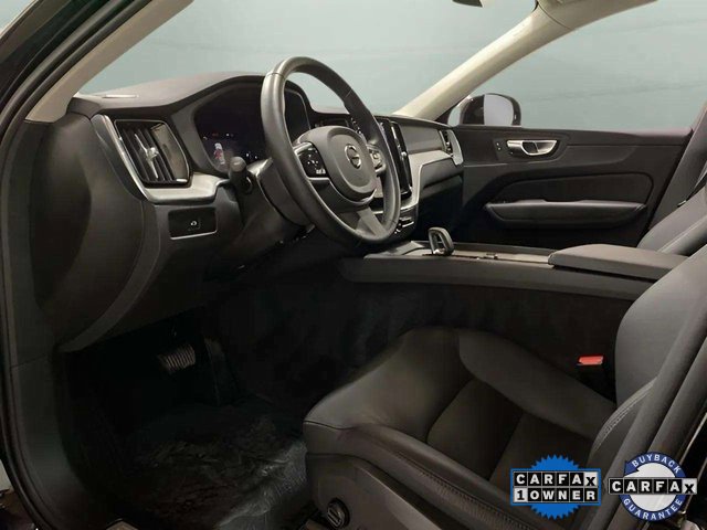 Used 2025 Volvo XC60 B5 Plus image 55