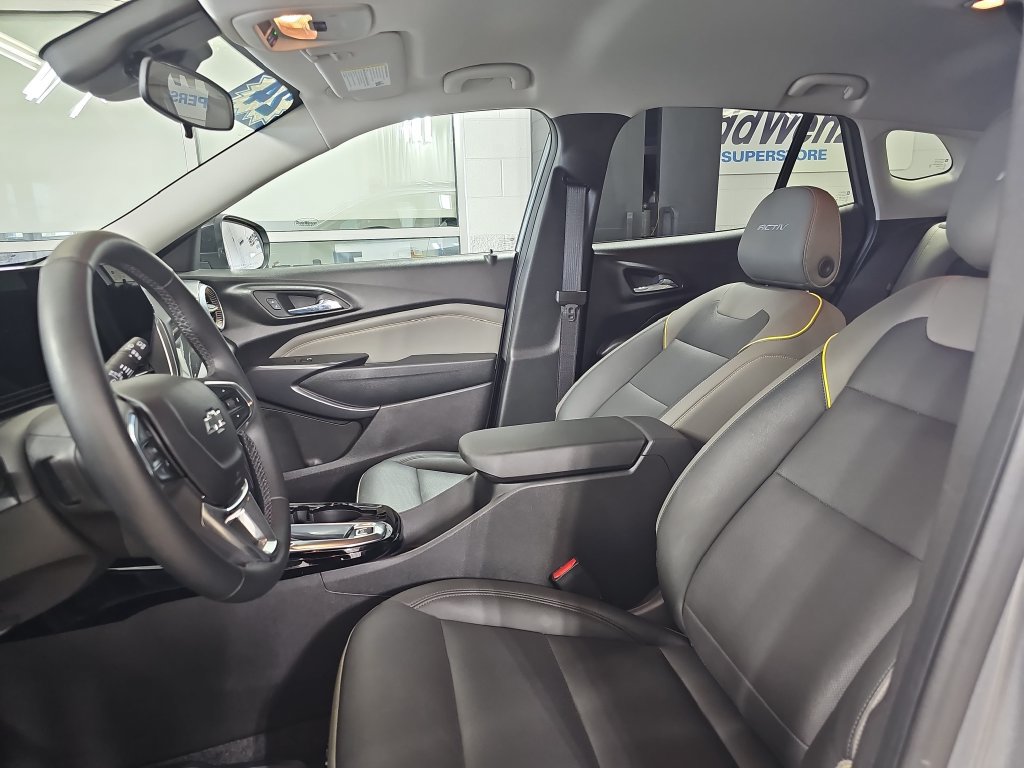 Certified 2024 Chevrolet Trax ACTIV w/ Driver Confidence Package FWD image 18