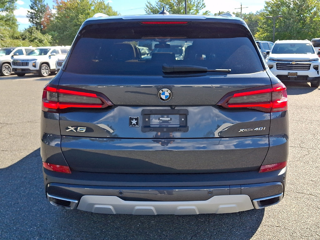 Used 2022 BMW X5 xDrive40i w/ Premium Package AWD/4WD image 5