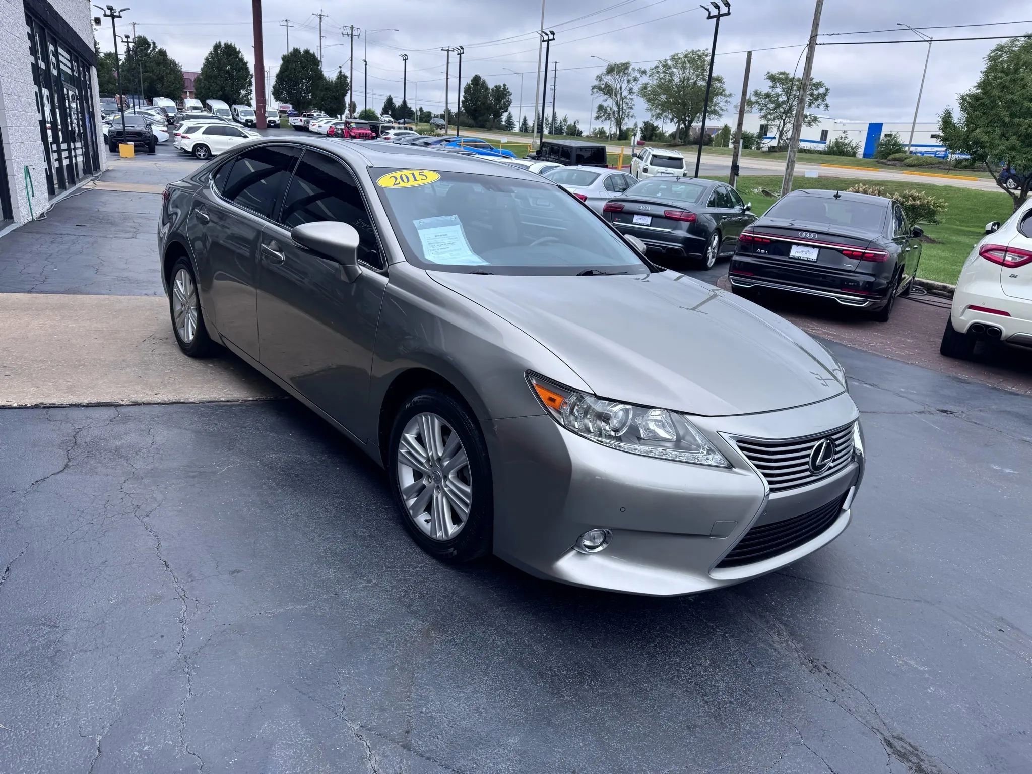 Used 2015 Lexus ES 350 image 7