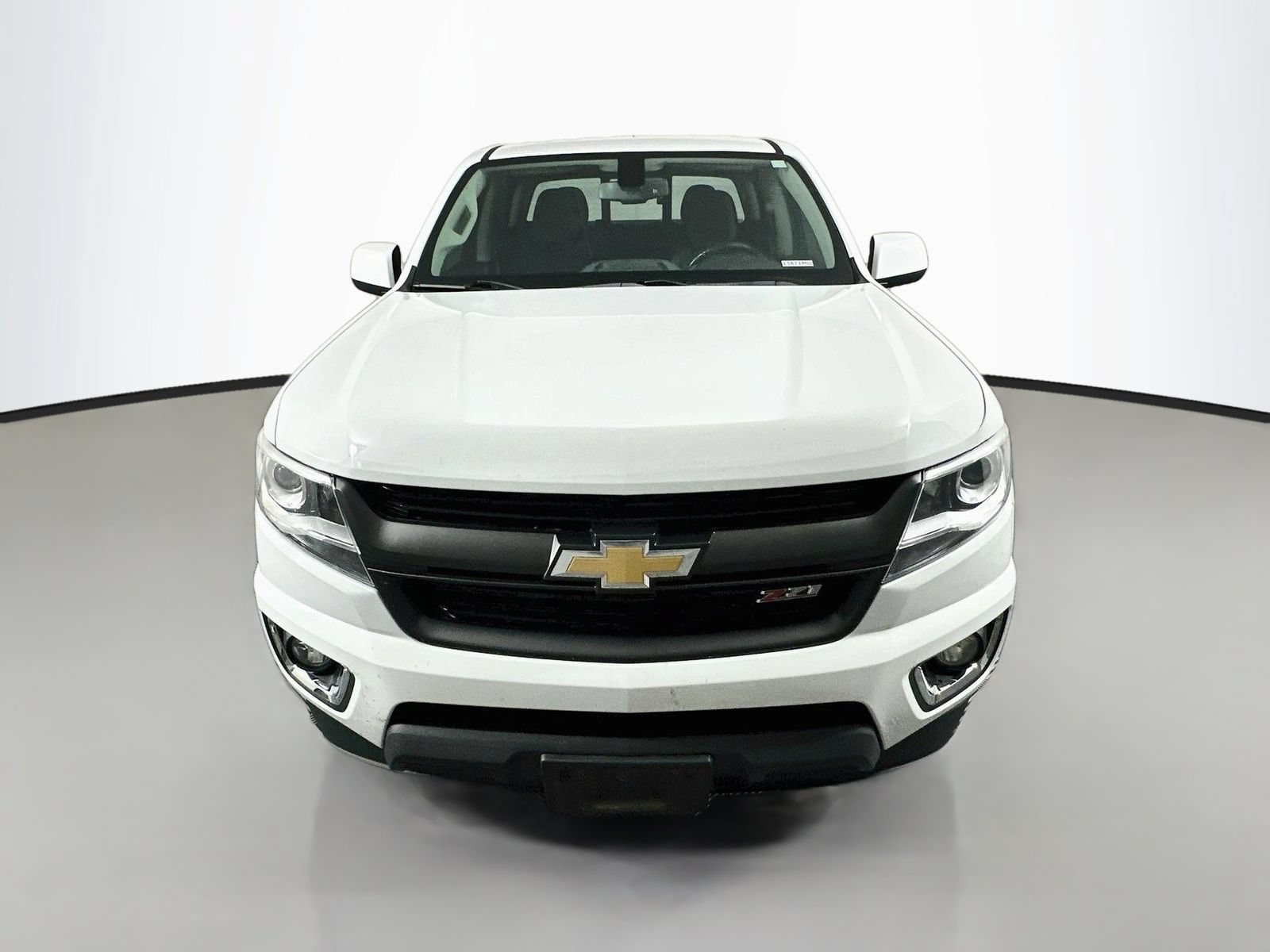Used 2018 Chevrolet Colorado Z71 AWD/4WD image 2