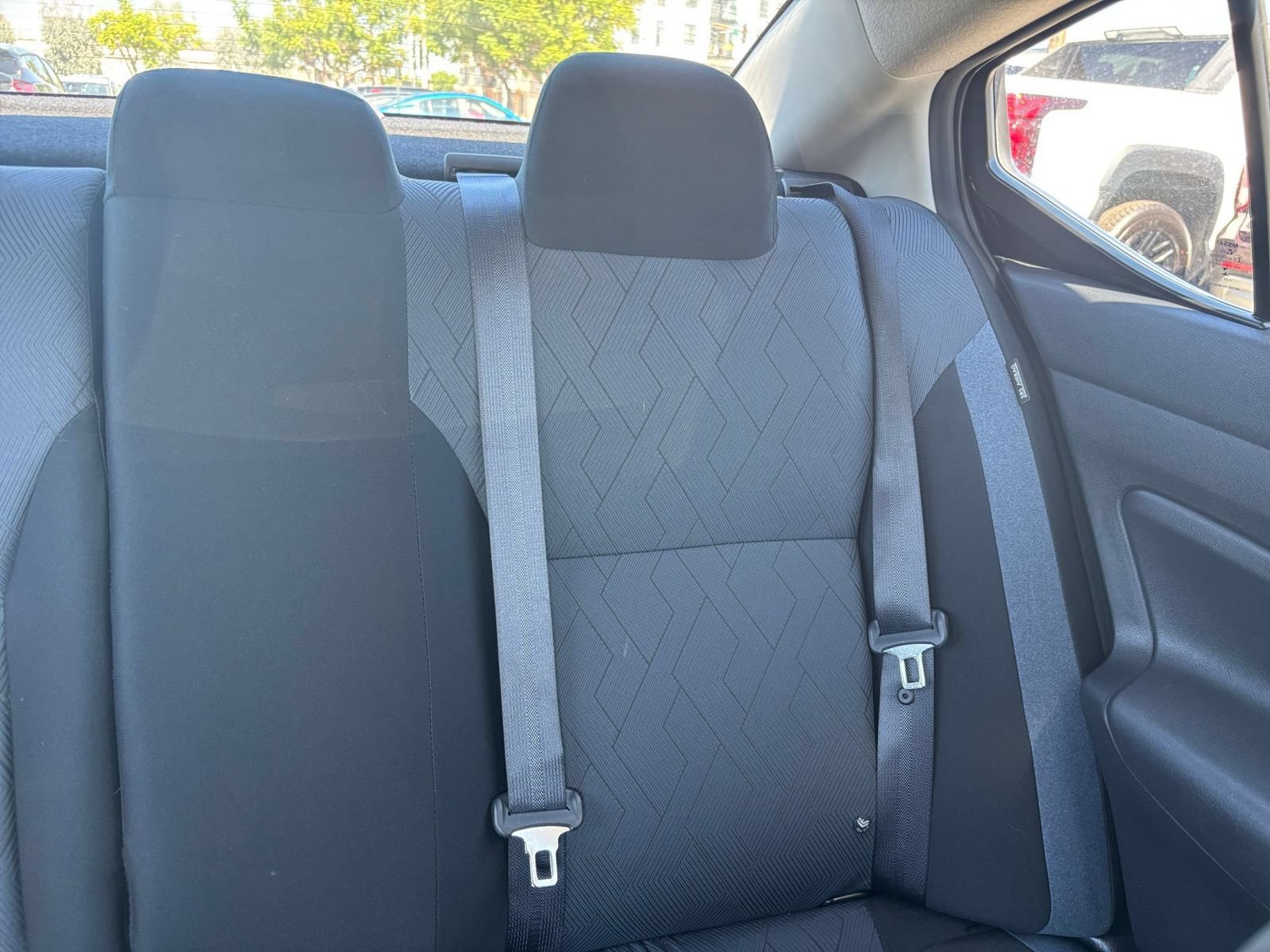 Used 2025 Nissan Versa SV FWD image 36