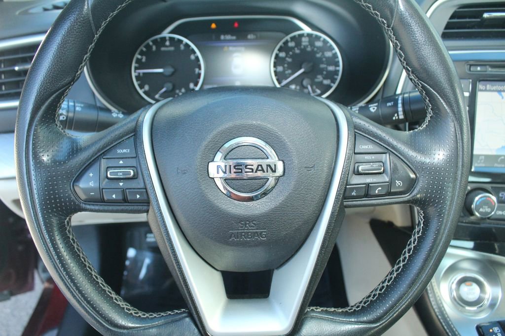 Used 2017 Nissan Maxima 3.5 SV w/ Interior Lighting Package FWD image 17