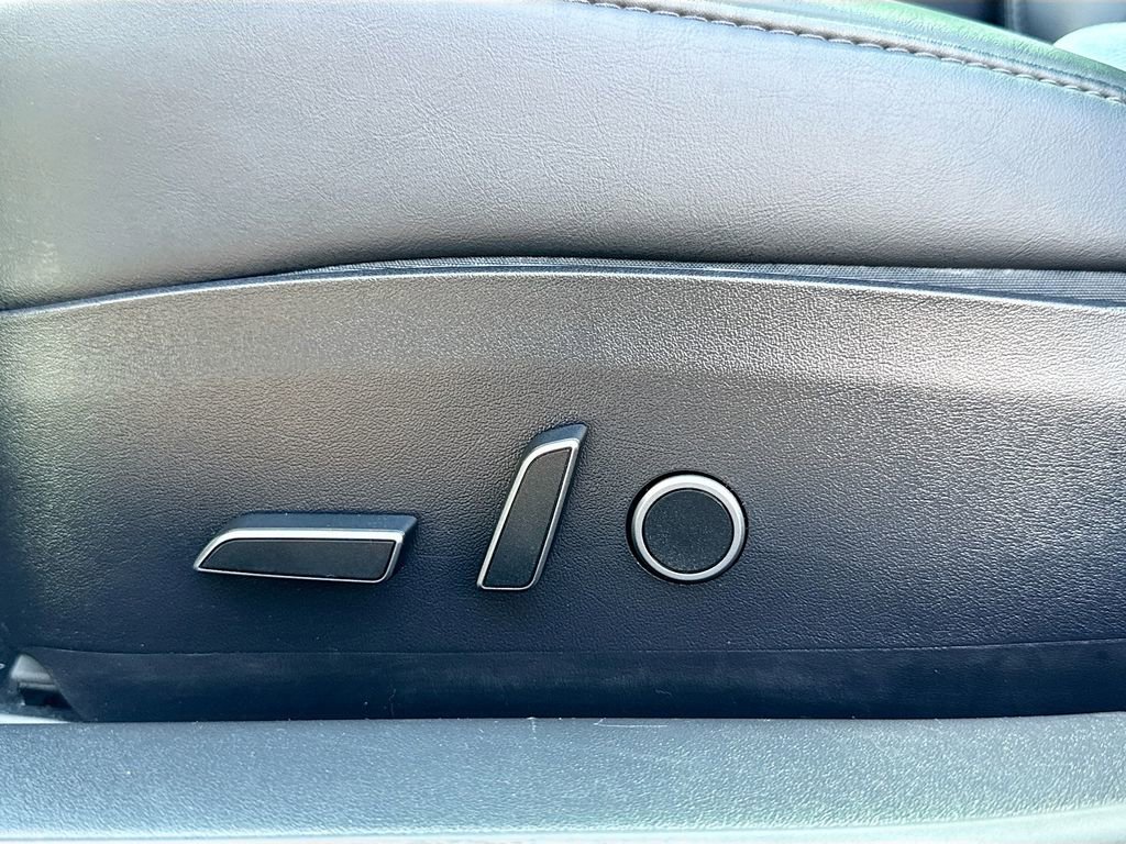 Used 2021 Tesla Model 3 Long Range AWD/4WD image 19
