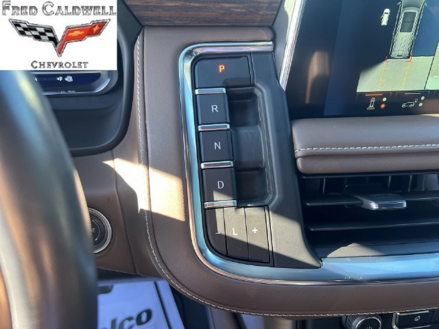 Used 2024 Chevrolet Suburban High Country w/ Advanced Technology Package AWD/4WD image 21