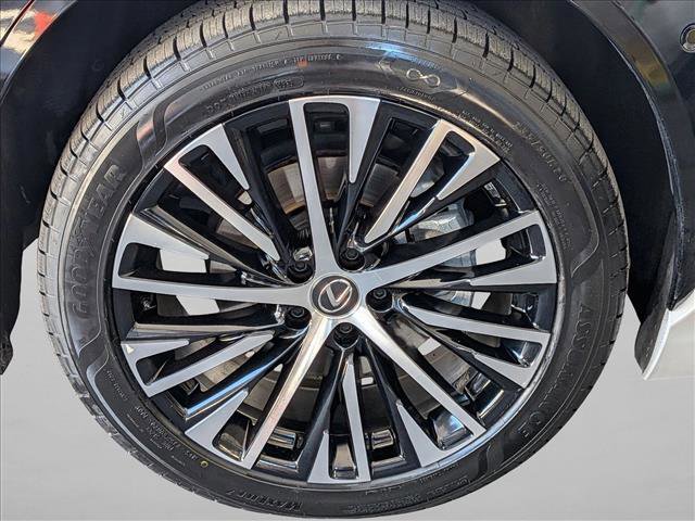 Used 2024 Lexus RZ 300e Premium w/ Technology Package image 24