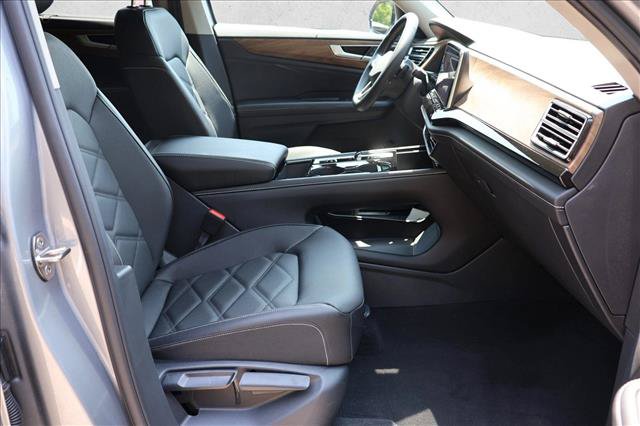 Used 2026 Volkswagen Atlas SE AWD/4WD image 28