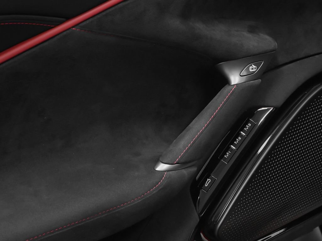 Certified 2022 Ferrari Roma RWD image 76