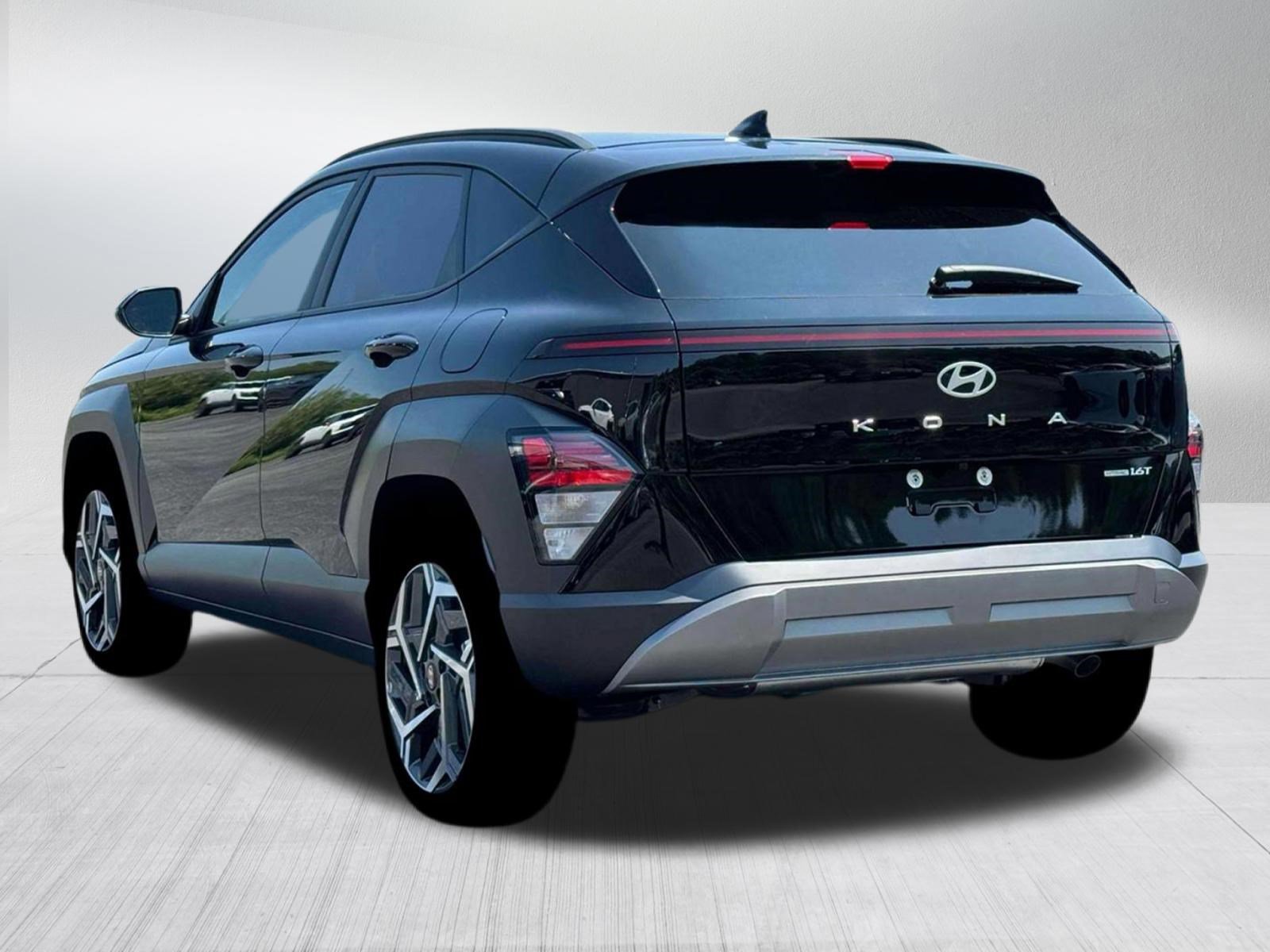 New 2026 Hyundai Kona SEL Premium image 5