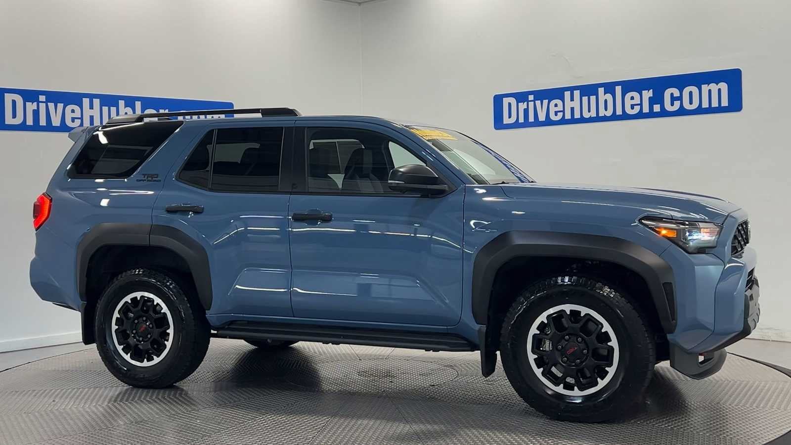Used 2025 Toyota 4Runner TRD Off-Road Premium AWD/4WD image 9