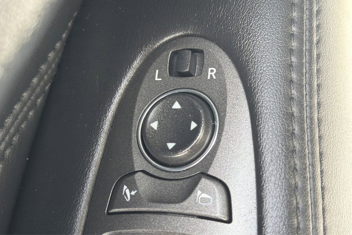 Used 2015 INFINITI QX60 Base image 39