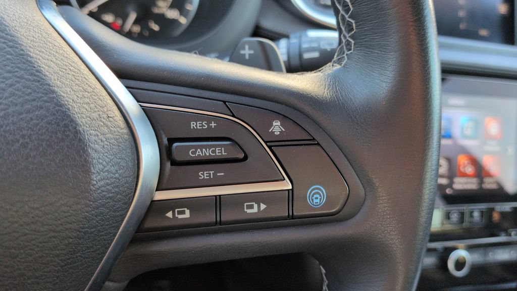 Used 2021 INFINITI QX50 Luxe w/ Appearance Package FWD image 21