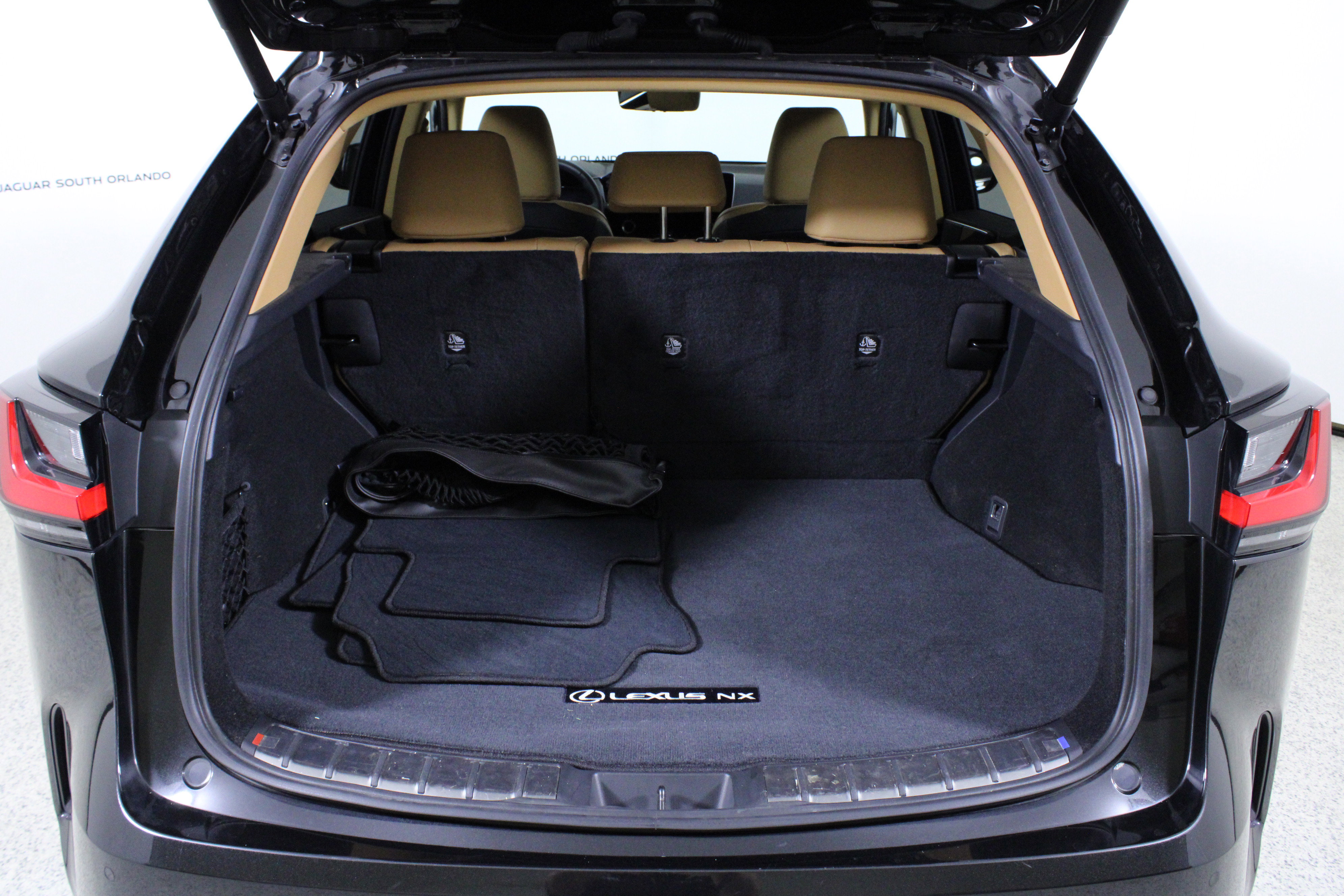 Used 2024 Lexus NX 350 AWD image 10