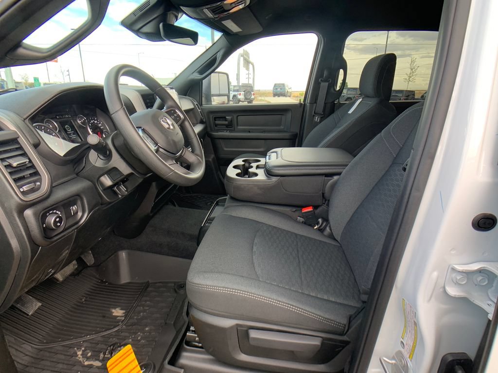 New 2026 RAM 2500 Tradesman AWD/4WD image 9