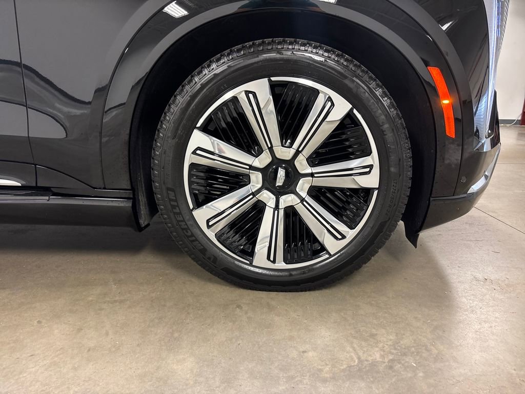 New 2025 Cadillac Escalade IQ Luxury 2 image 23
