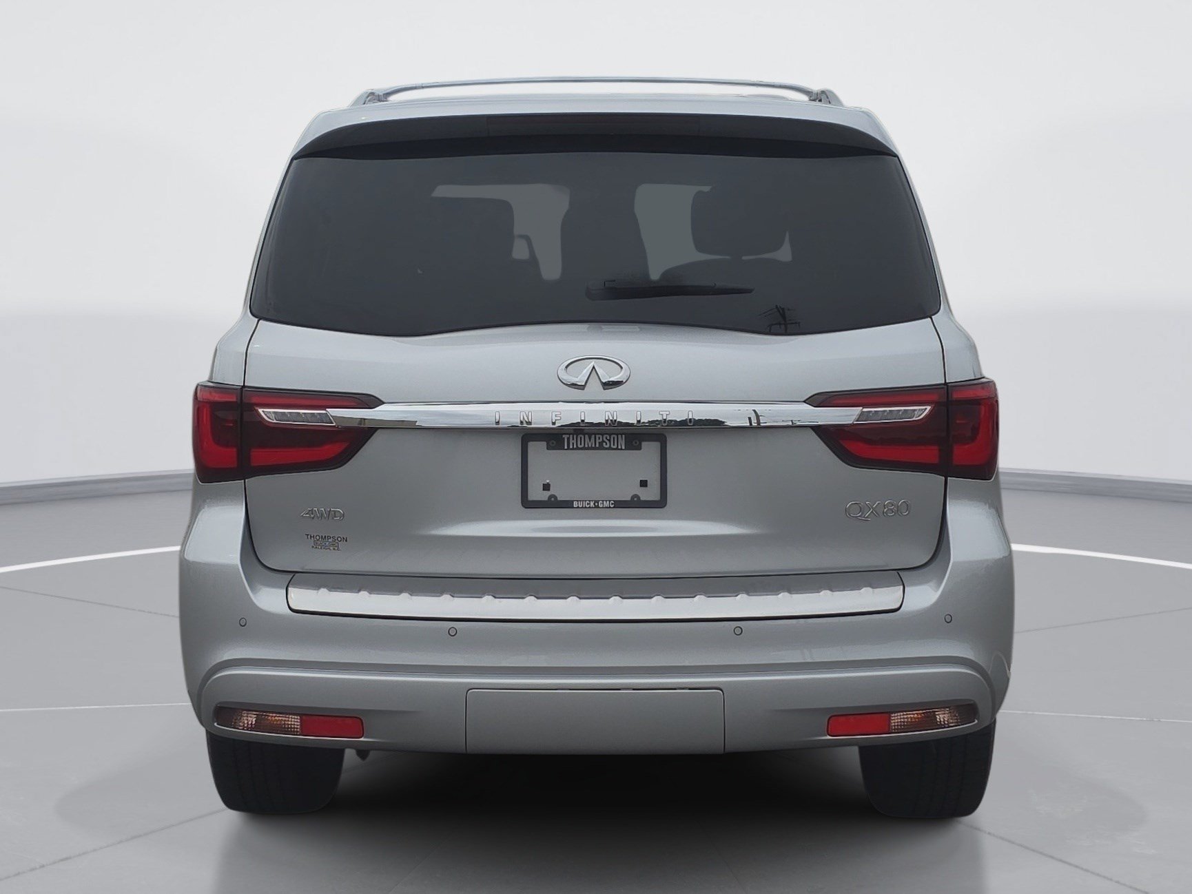 Used 2023 INFINITI QX80 Sensory w/ Cargo Package AWD/4WD image 4