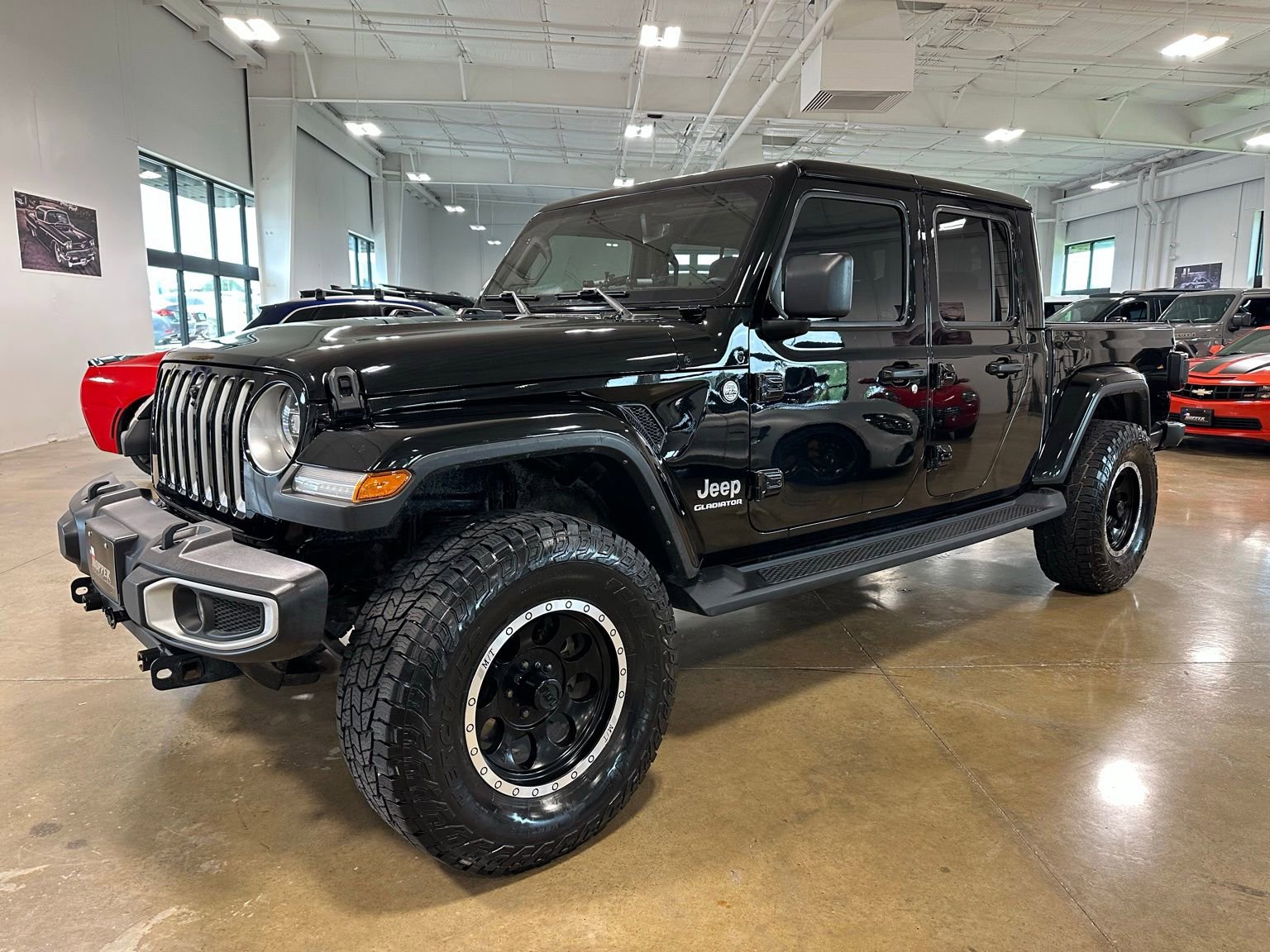 Used 2021 Jeep Gladiator Overland w/ Popular Equipment Package AWD/4WD image 3