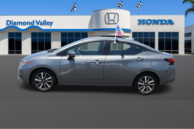 Used 2025 Nissan Versa SV FWD image 8