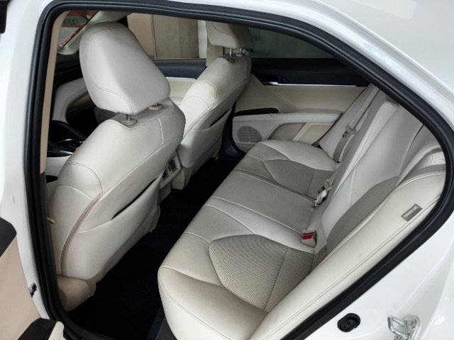 Used 2022 Toyota Camry XLE FWD image 23