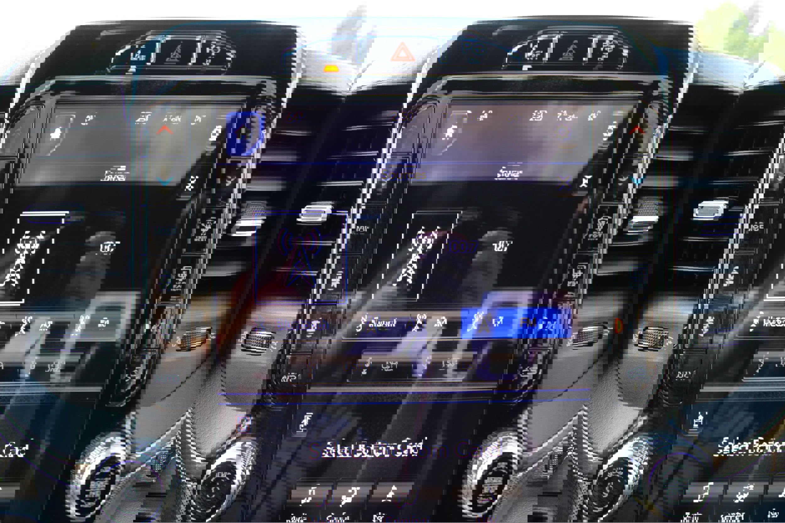 Used 2019 RAM 1500 Limited image 36