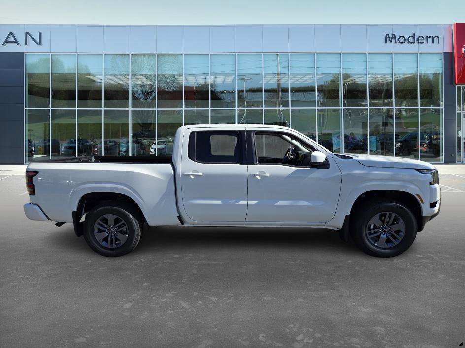 New 2026 Nissan Frontier SV image 4