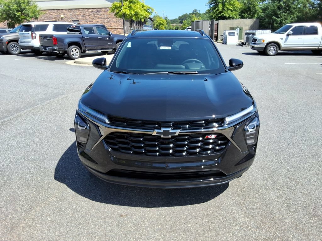 New 2026 Chevrolet Trax RS w/ Sunroof Package FWD image 2