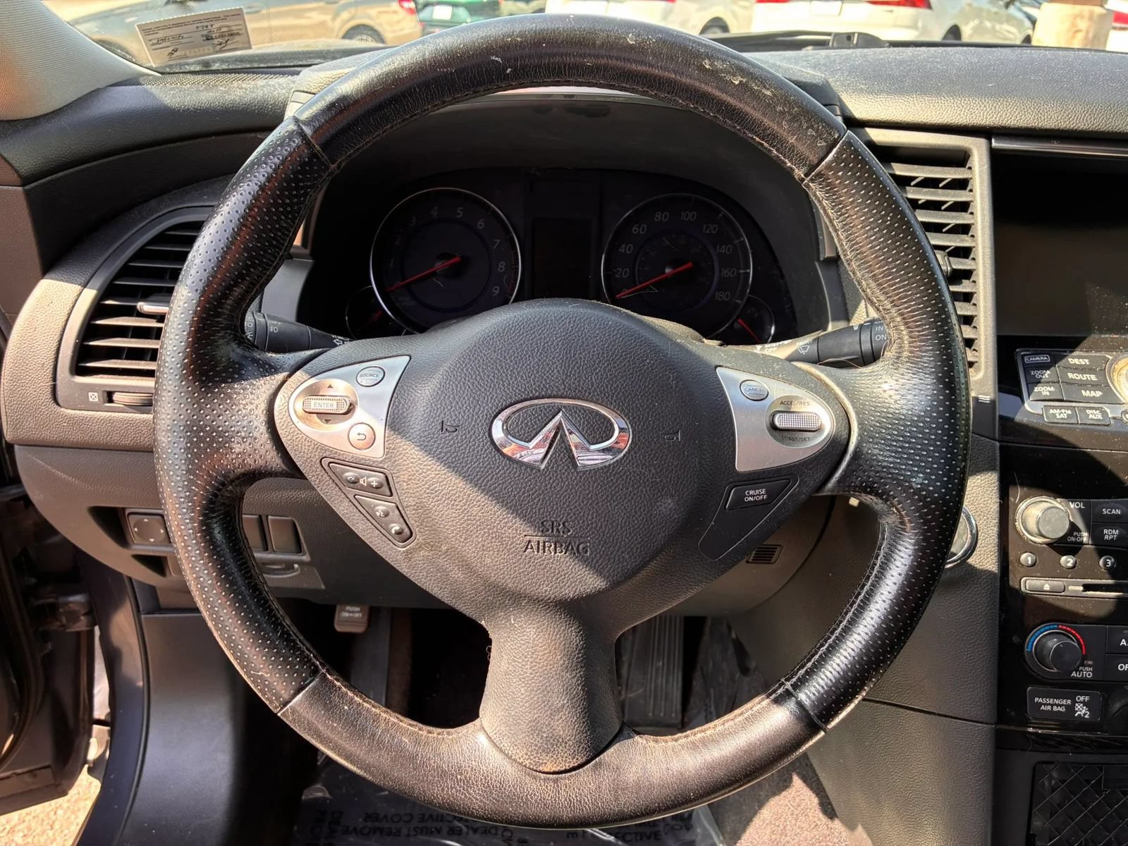 Used 2011 INFINITI FX35 AWD w/ Premium Pkg image 23