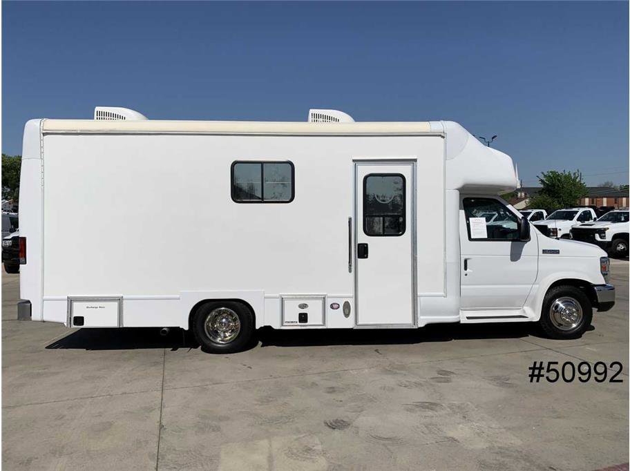 Used 2018 Ford E-450 and Econoline 450 Super Duty w/ Shuttle Bus Prep Package image 6