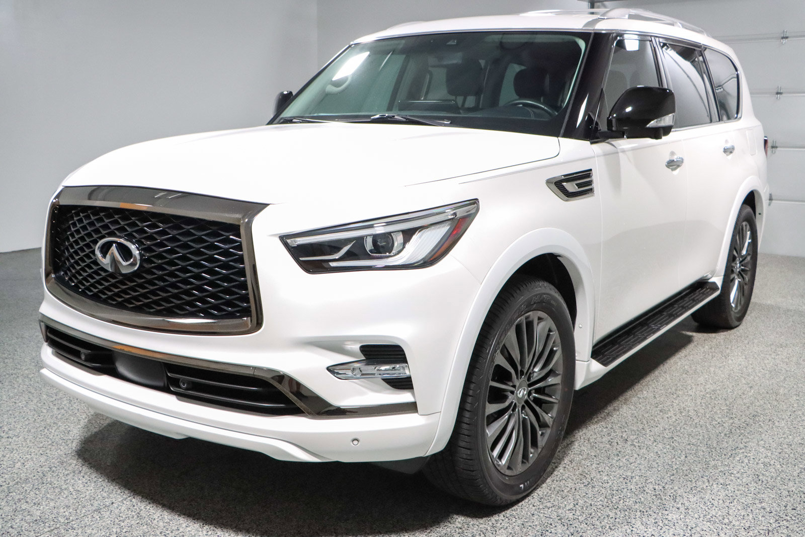 Used 2023 INFINITI QX80 Premium Select w/ Cargo Package image 36