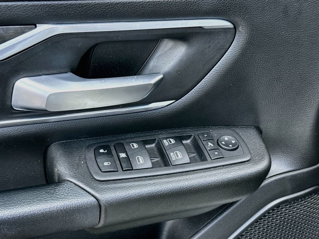 Used 2023 RAM 1500 Big Horn AWD/4WD image 19