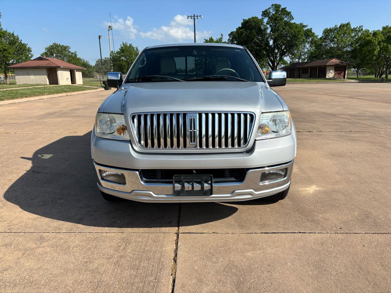 Used 2006 Lincoln Mark LT 2WD image 5