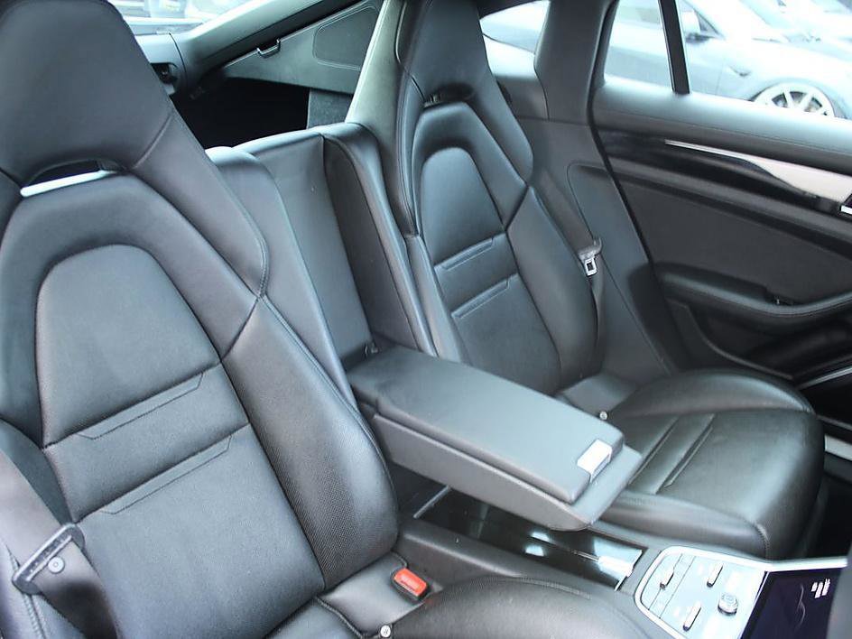 Used 2018 Porsche Panamera 4 AWD/4WD image 25