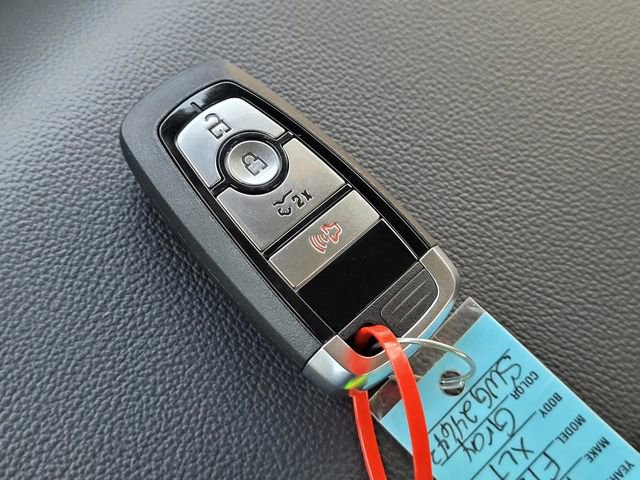 New 2025 Ford F150 Lightning Flash image 28