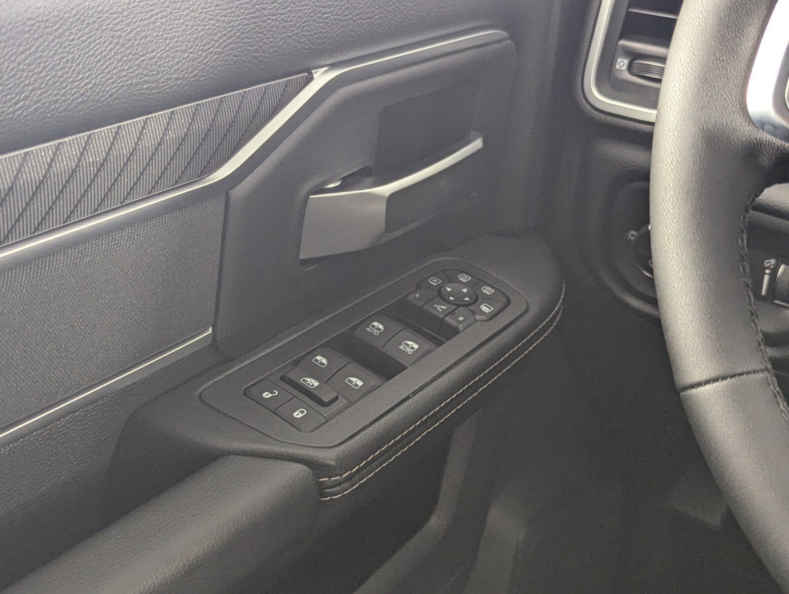 New 2026 RAM 2500 Big Horn AWD/4WD image 18