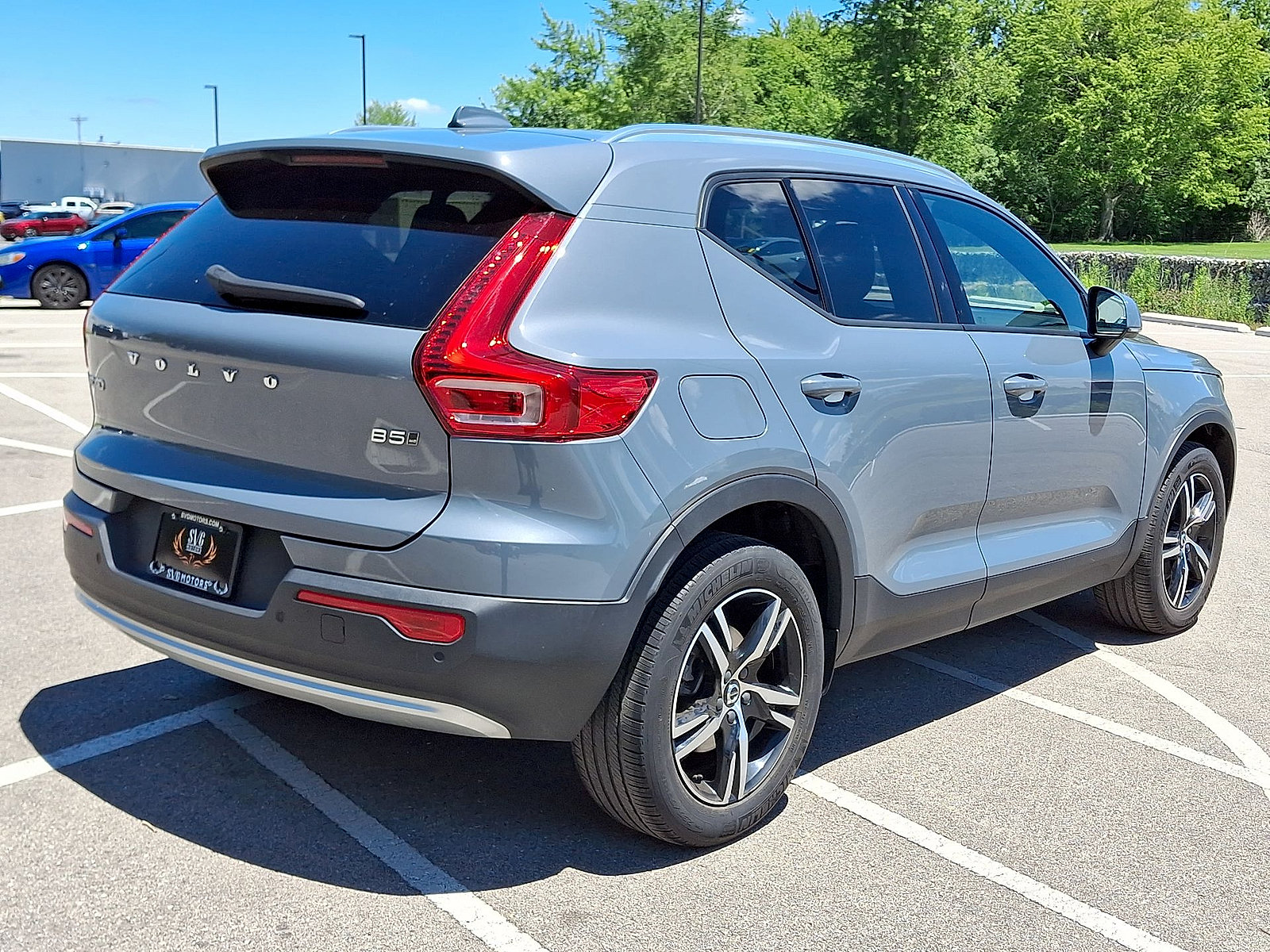 Used 2023 Volvo XC40 B5 Core AWD/4WD image 25