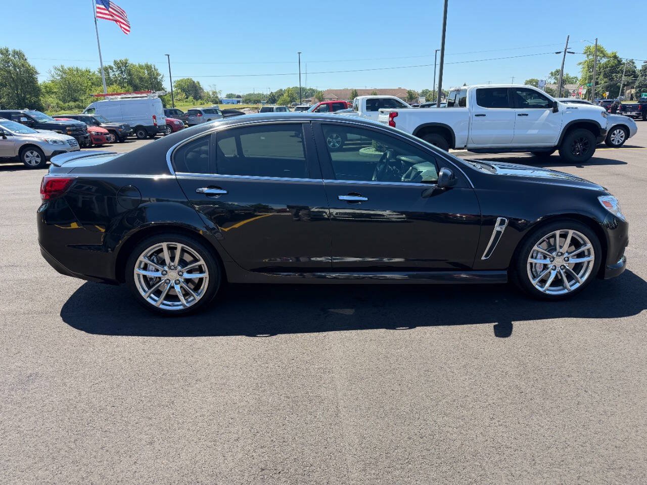 Used 2015 Chevrolet SS RWD image 6