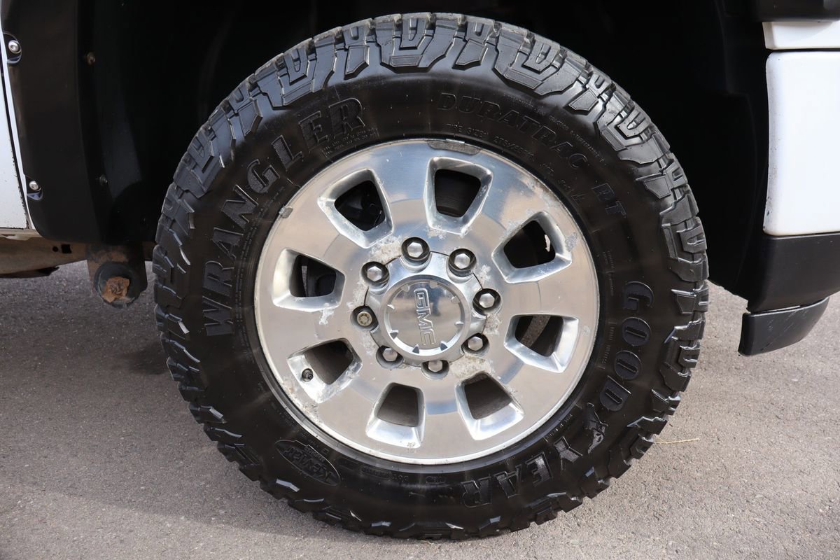 Used 2014 GMC Sierra 2500 Denali image 45