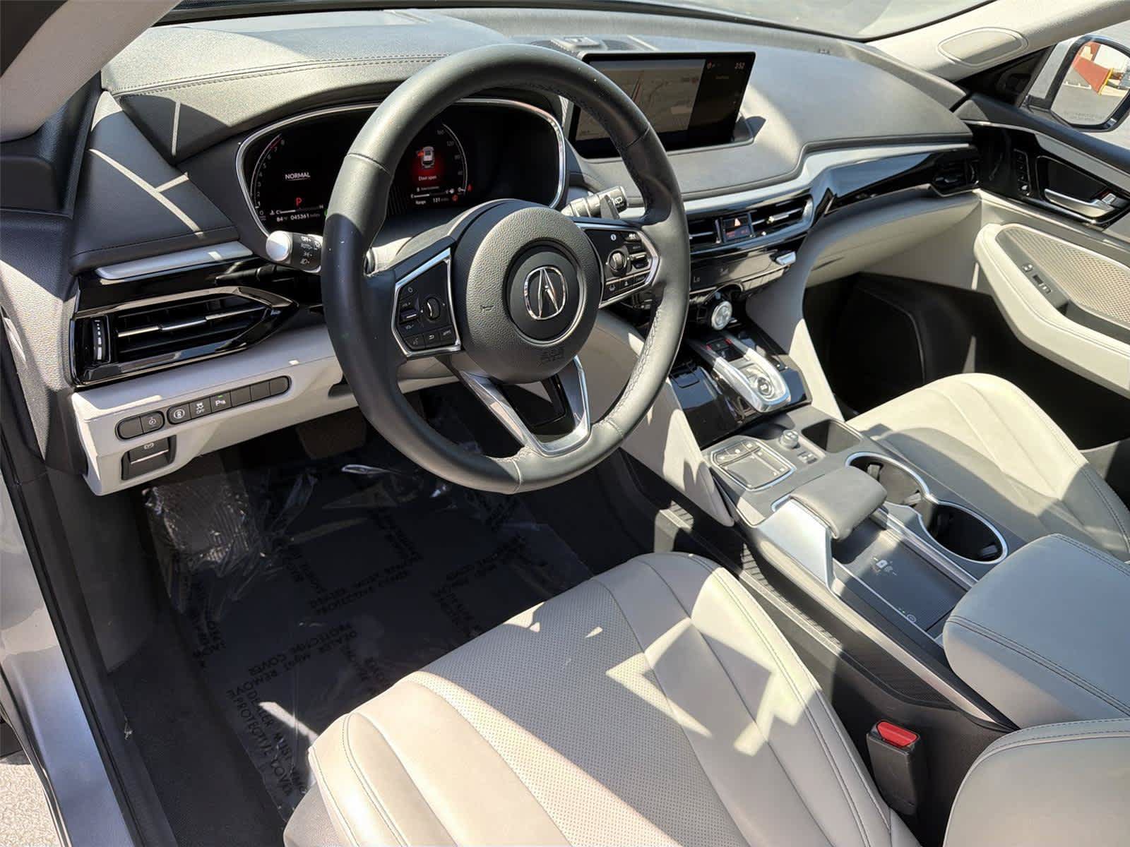 Certified 2023 Acura MDX w/ Technology Package AWD/4WD image 2