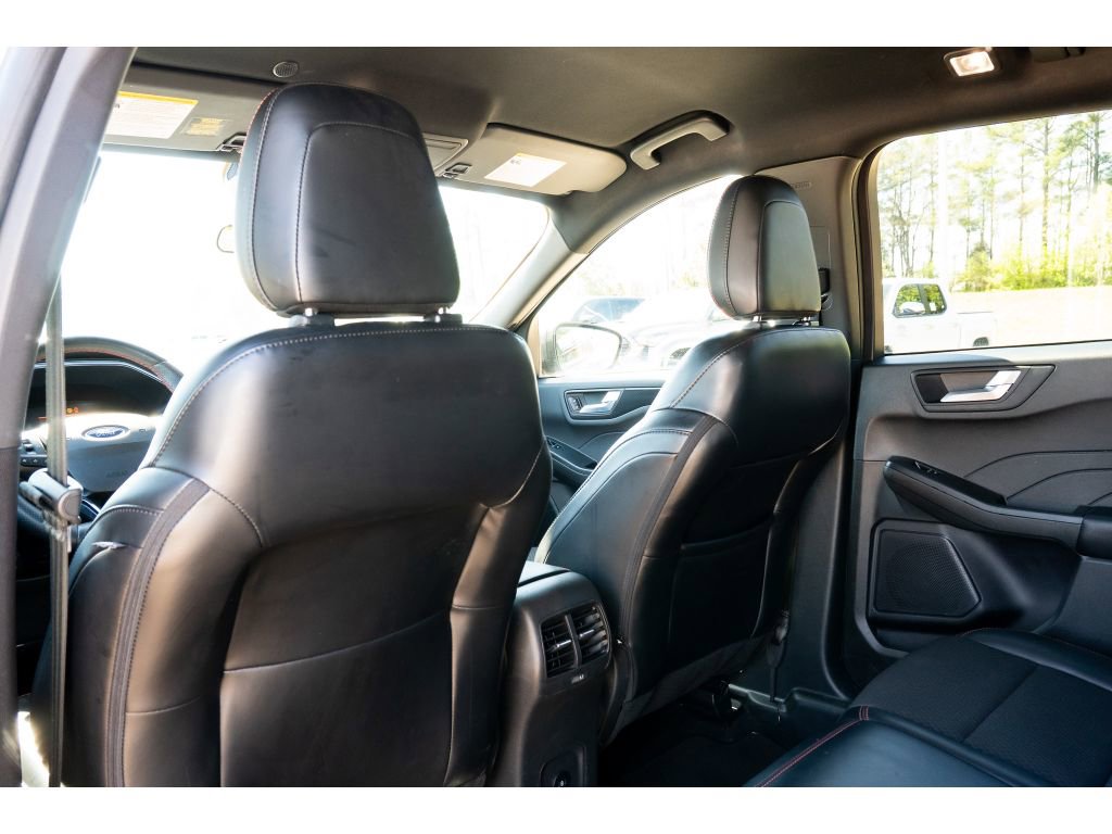 Used 2024 Ford Escape ST-Line image 12